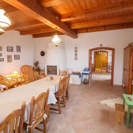 بيت ضيافة Gella Kuria *