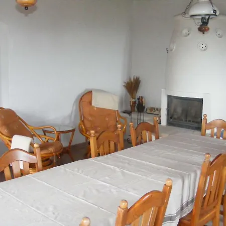 بيت ضيافة Gella Kuria