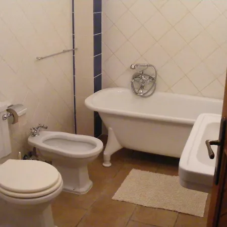 Gella Kuria بيت ضيافة Balatonszolos