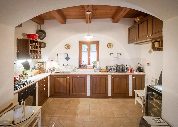 Gella Kuria Casa de hóspedes Balatonszolos