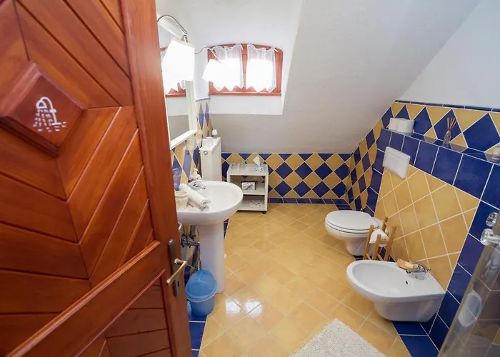 Gella Kuria * Balatonszolos