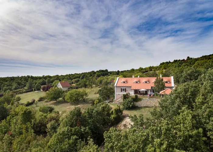 Gella Kuria Casa de hóspedes Balatonszolos